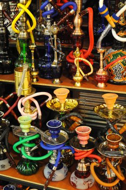 Kapalıçarşı istanbul'da shishas.