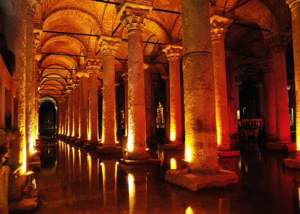 Cisterna della Basilica di Istanbul. — Foto Stock