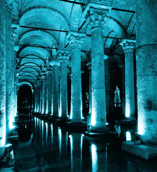 La Cisterna della Basilica di Istanbul . — Foto Stock