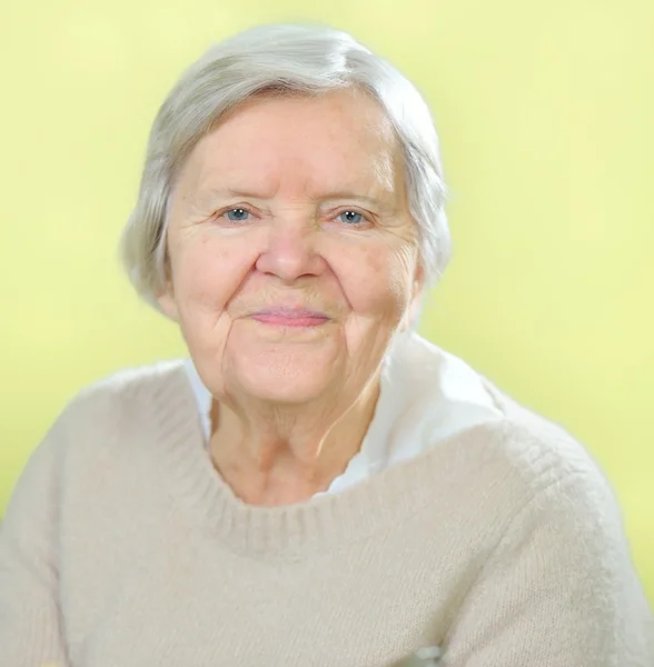 Senior lachende vrouw. — Stockfoto