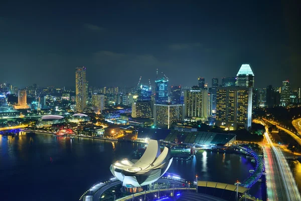 Singapore stad på natten. — Stockfoto