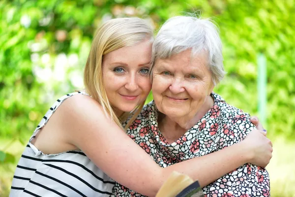 Grandmother and granddaughter. Happy family. — Stock Photo, Image