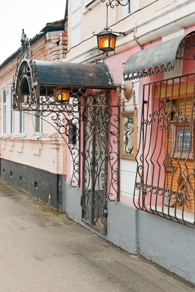 Krásné kované veranda — Stock fotografie