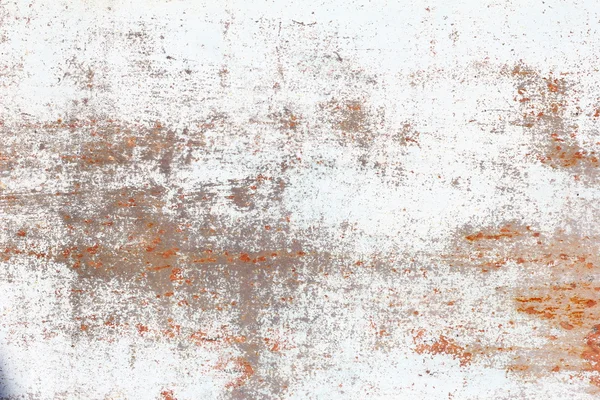 Old worn wall with whitewash and rust — Stock Photo, Image