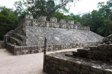 Maya piramit ballcourt hedefi