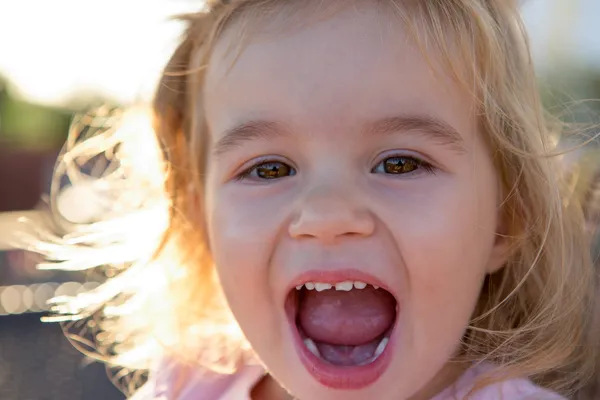 Laughing Spontaneous — Stock Photo, Image