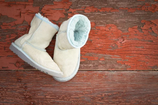 Warm winter sheepskin slippers — Stockfoto