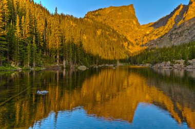 sunrise gölde rüya