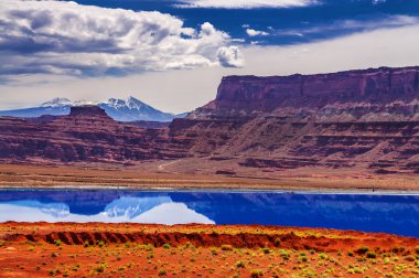 moab, Utah potas road yakınındaki buharlaşma havuzlar