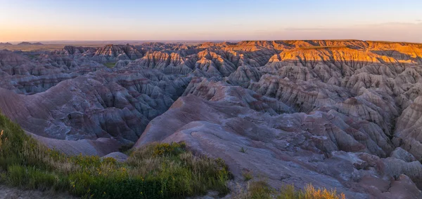 Badlands South Dakota bei Sonnenaufgang — Stockfoto