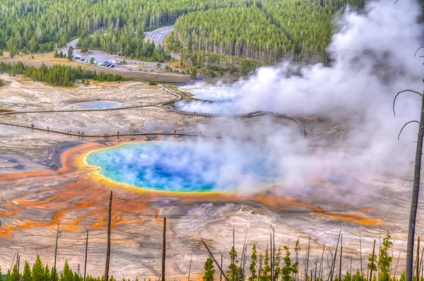 Grand prismatic Gejzer z góry — Zdjęcie stockowe