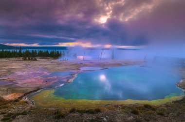 Sunrise Batı başparmak Şofben Havzası - yellowstone