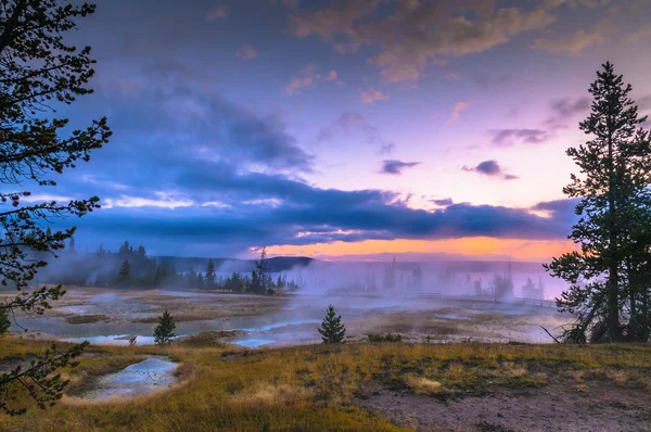 Sunrise in West Thumb Geyser Basin - Yellowstone — Stock Photo, Image