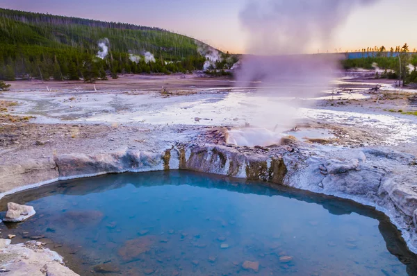 Norris Geyser Basin at Sunset — Stock Photo, Image