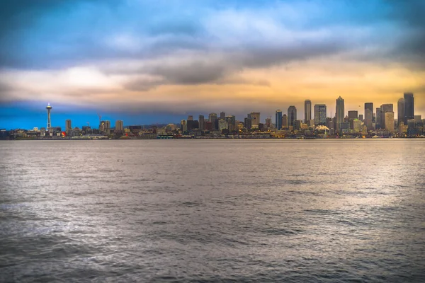 Seattle - regenachtige en mistige winterdag — Stockfoto