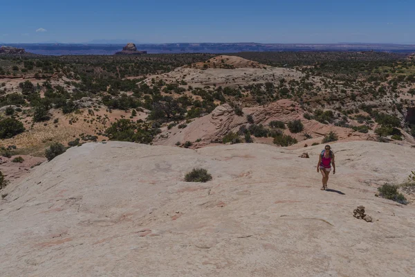 Hiker in Canyonlands — Stock Photo, Image