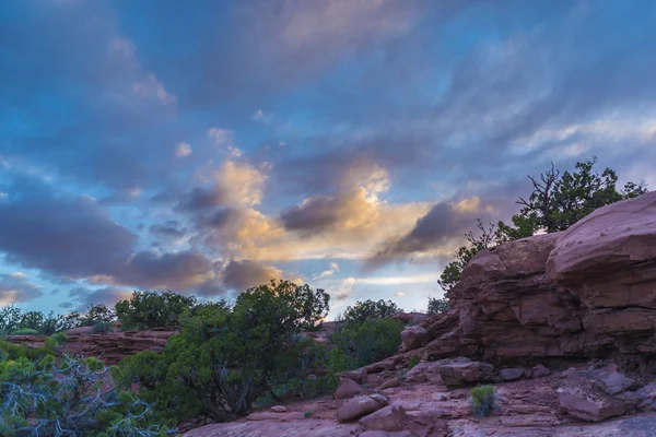 Vacker solnedgång nära marlboro punkt canyonlands utah — Stockfoto