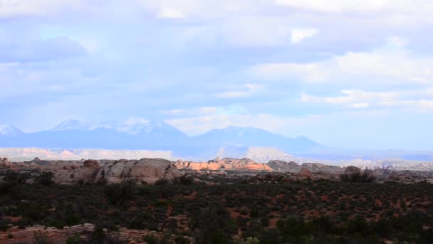 Arches National Park with La Sal Mountains — Stock Video
