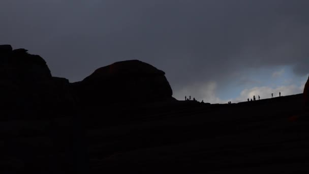 Delicado Arco com vista para o pôr do sol — Vídeo de Stock