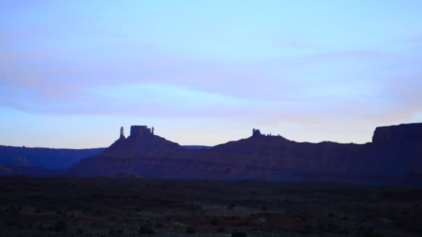 Utah Landschaft bei Sonnenuntergang langsam Pfanne — Stockvideo