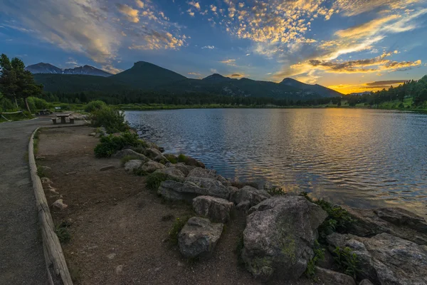Lilly Lake au coucher du soleil - Colorado — Photo