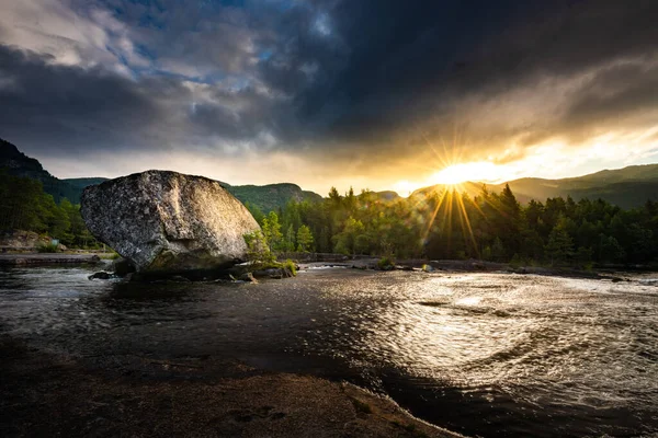 Honnevje Parada Descanso Otro Río Amanecer Sorlandet Telemark Noruega — Foto de Stock