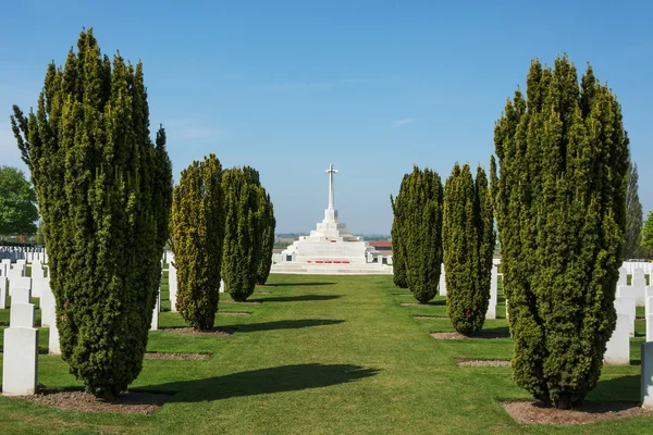 Tyne barnsäng commonwealth memorial nära ypres — Stockfoto