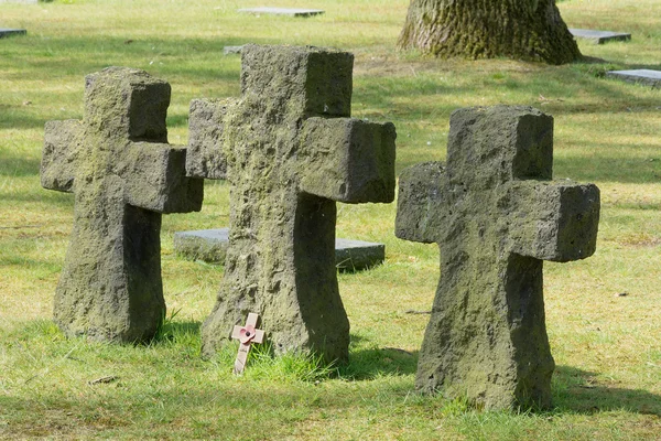 Duitse militaire begraafplaats van langemark — Stockfoto