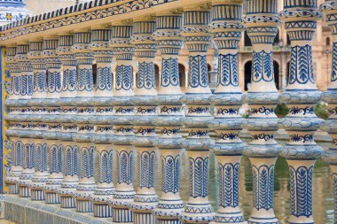 Seville İspanya plaza de espana seramik pillars