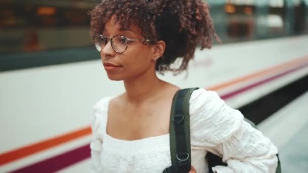 Close Portrait Young Woman Glasses Smartphone Walks Platform Next Train — Stockvideo