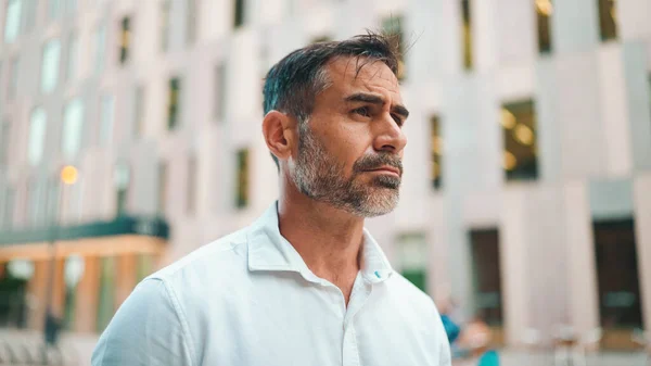 Uomo Affari Maturo Con Barba Pulita Che Indossa Una Camicia — Foto Stock