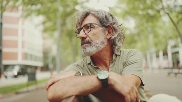 Thoughtful Middle Aged Man Gray Hair Beard Wearing Casual Clothes — Stok video