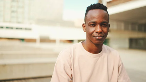 Young African Student Sits University Turns His Head Looks Camera — Φωτογραφία Αρχείου