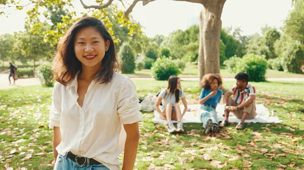 Young Asian Smiling Woman Long Brown Hair Wearing White Shirt — Foto de Stock