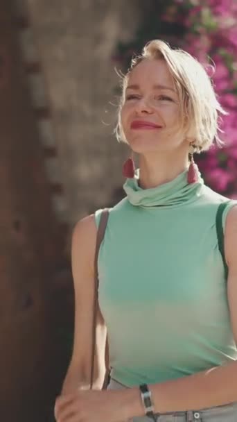 Vertical Video Beautiful Happy Woman Short Blond Hair Casual Clothes — Stock videók