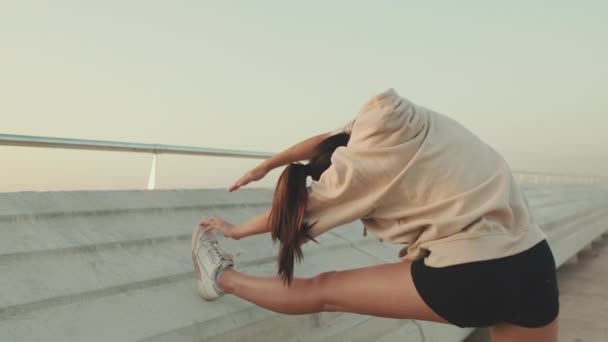 Asian Girl Sportswear Doing Workout Stretching Morning Time — Wideo stockowe