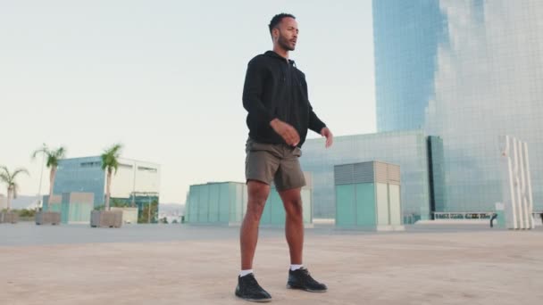 Young Bearded Male Athlete Doing Workout Squats Waterfront — Stok video