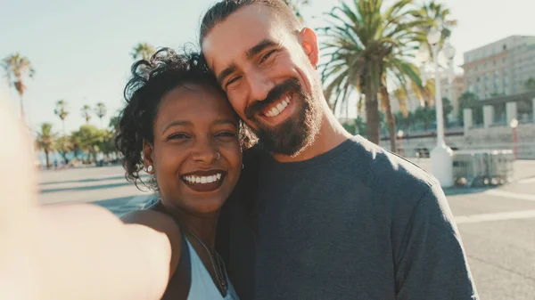 Close Interracial Smiling Couple Love Taking Selfie — Foto Stock