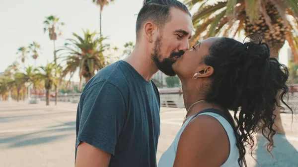 Close Happy Interracial Family Kisses — Stok fotoğraf