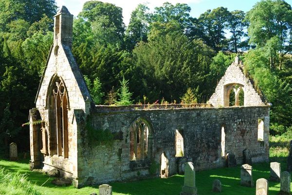 Templet gamla kyrkan ruin från 1300-talet — Stockfoto