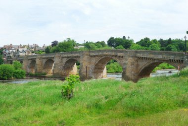 corbridge, northumberland, eski köprü ve nehir tyne