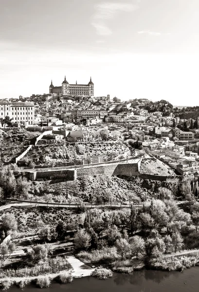 Alcázar en la ciudad española de Toledo —  Fotos de Stock