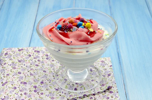 Sobremesa de iogurte — Fotografia de Stock