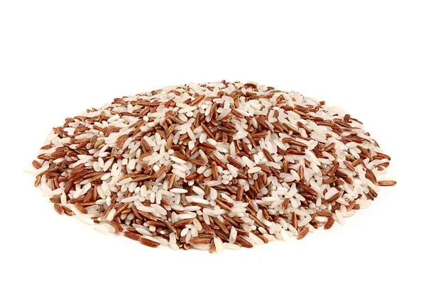 Weißer und brauner Reis in einem Haufen — Stockfoto