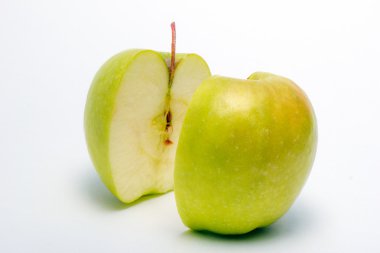 Yeşil elma
