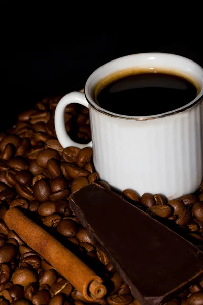 Coffee, chocolate and cinnamon. — Stock Photo, Image
