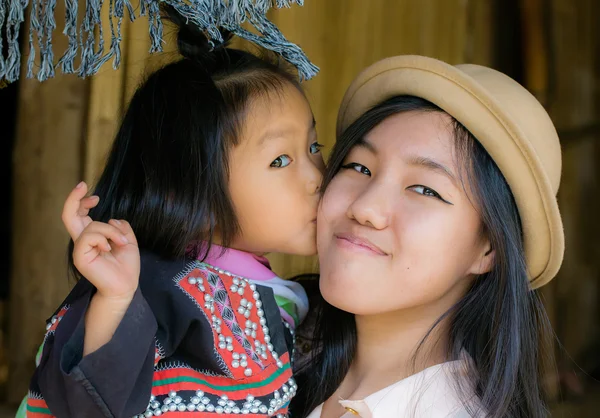 Young thai girls — Stock Photo, Image