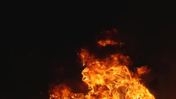 Burning loop of fire, heat and smoke on dark background. Mockup render texture. — Stock Video