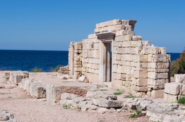 VI-x yüzyıllar, Kırım, Ukrayna Bazilikası