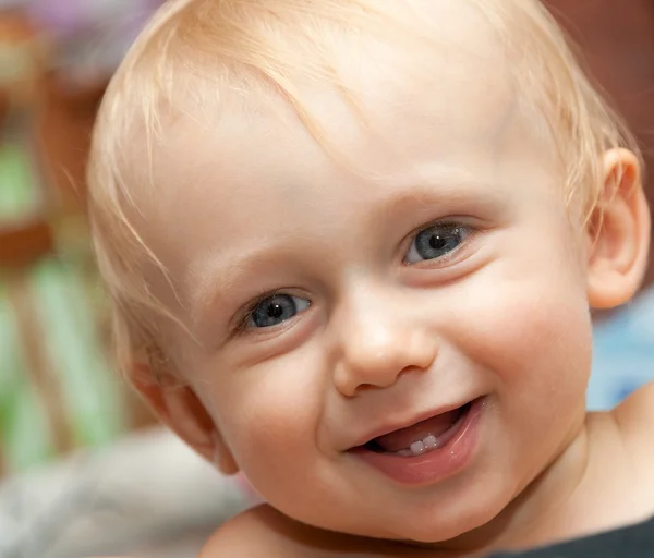 First teeth — Stock Photo, Image